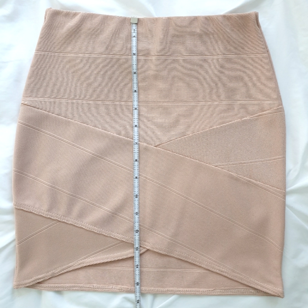 Missguided mini skirt, size S - Picture 5 of 5